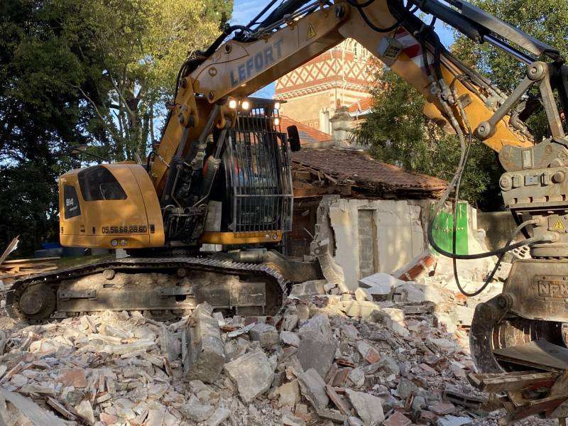 Pelle de démolition