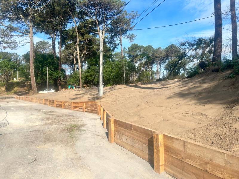 Sublimez Vos Espaces Extérieurs avec nos Traverses Paysagères sur le bassin d'Arcachon