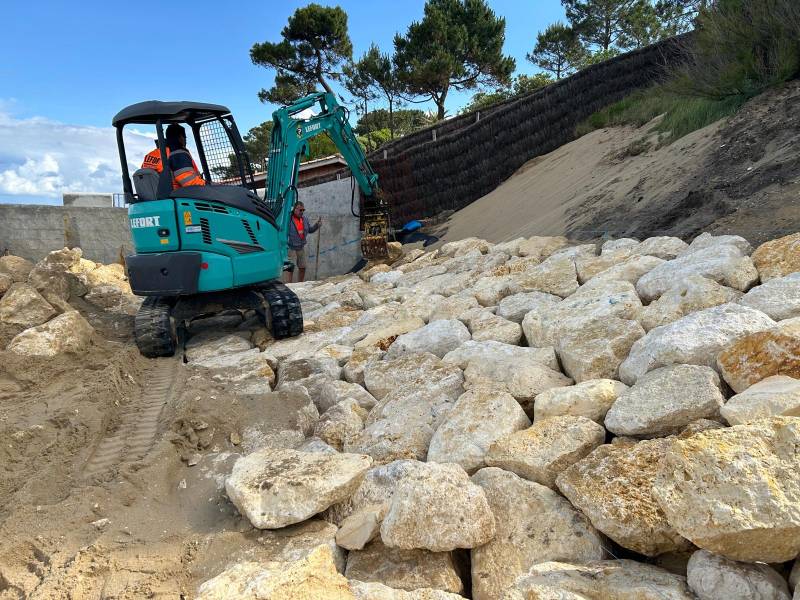 Location de pelle mécanique avec chauffeur sur le Bassin d'Arcachon